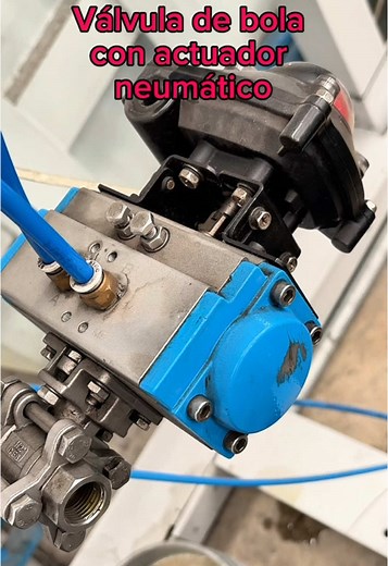 Apertura de Válvula de Bola con Actuador Neumático