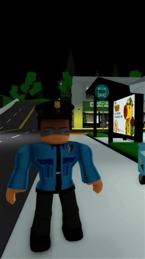 A Robber Attacked Her… Then Bacon Did THIS 😱🔥 #roblox #brookhaven #shorts