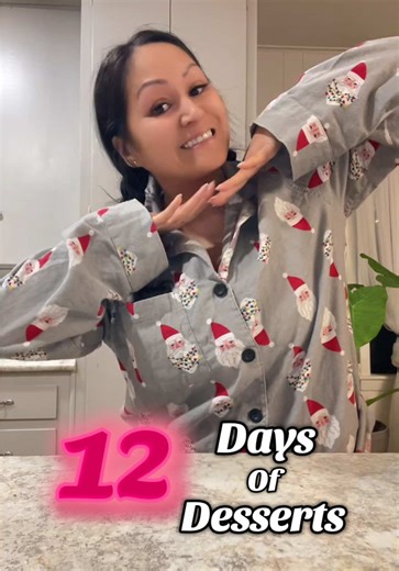 Day 1 is 😋 and as always @H-E-B had all of my ingredients ready to go Recipe: ❄️1/2 container of @Philly Cream Cheese NO-BAKE cheesecake ❄️1/2 container of Whipped Topping ❄️@Hershey’s Caramel Sauce ❄️Heath Bar Bits to top #christmas #holidaycountdown #dessert #easyrecipe