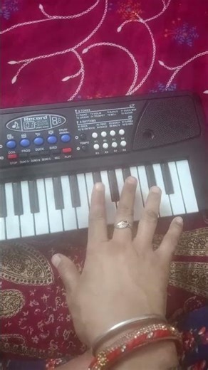 jhilmil sitaron ka aangan hoga on piano #shorts #shortsviral