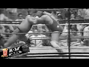 1986 "Hercules" Ayala Vs. "Killer" Tim Brooks (B&W) World Wrestling Council