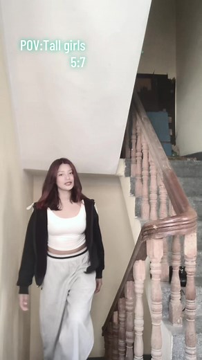 POV: Tall Girls 5'7