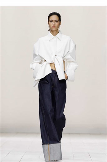 Take a deeper look at Givenchy’s Spring/Summer 2026 collection shown at the last Womenswear Paris Fashion Week®. Find the complete collection on our platform by tapping the link in bio. ©Launchmetrics #parisfashionweek #pfw #tiktokfashion #givenchy