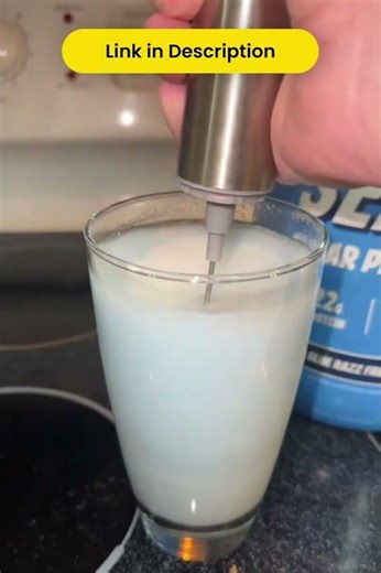SEEQ Clear Protein Review – Blue Razz + Mango Pineapple Honest Taste Test 🍍