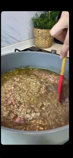 “Make Mussels at Home… Without Mussels! 🍚🦪”