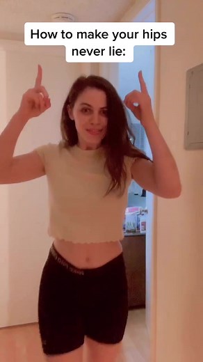 How to dance like #shakira #hipsdonttlie #hipdipchallenge | dancing
