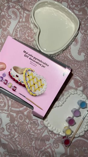 Cute and Easy Craft Ideas for a Girls' Night In