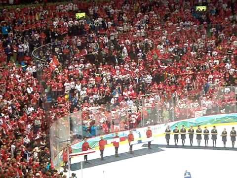 Oh Canada! at Gold Medal game - 2010 Vancouver Olympics