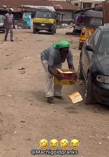 Lost money prank 😭😂🤣🤣🤣🤣🤣🤣🤣 #reels #pranks #Machigoldpranks #viral