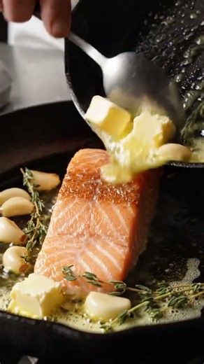 The only way to cook salmon #chef #cookingasmr
