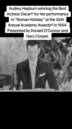 Audrey Hepburn Wins Best Actress Oscar for Roman Holiday