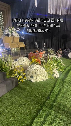 Pit (@pipittri_)’s videos with suara asli - Lirik Jawa - Java Pedia