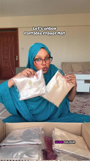 Portable Prayer Mats Unboxing: Travel-Friendly Options