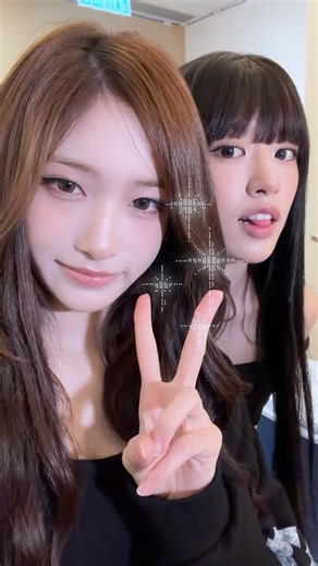 🗂️ I-VIEW ㄴ ANYUJIN & LEESEO in HONG KONG #IVE #아이브 #SHOW_WHAT_I_AM #Shorts