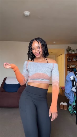 Genecia on Instagram: "Strut dance challenge 😌"