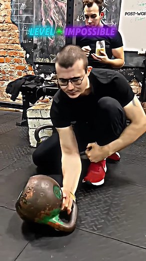 World champion testing Grip Strength with dumbbell 🔥🥶 #armwrestling #armwrestler #armwrestle #devon #akimbo #viral | The Arm Wrestlers