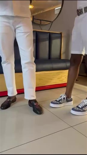 Absido (@absido0)’s videos with In Need - Da Capo