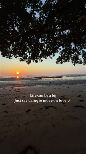 Vmet (@vmetx)’s videos with The Tide Is High - Radio Mix - Atomic Kitten