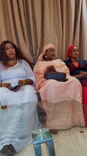 Vidéos de Lobo Dicko (@lobo_dicko) avec son original - Lobo Dicko