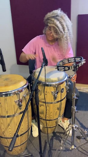 Solo de conga ✨ #fyp #talentotiktok #soukous #femalepercussionist