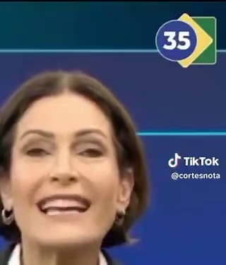 Nunca abri isso. Lembro quando essa farsante, dissimulada, ligou na Auriverde, na Gazeta do Povo, na Oeste e no Fio Diário para mentir sobre mim, dizendo que eu era advogado do PCC, pedindo minha cabeça. Nunca fui advogado do PCC, mas você é ex-Globo e filiada no PSD do Kassab.