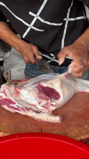 Full goat legs cutting #meat #meatcutting #mutton #muttoncutting #goat #goatcutting #reels | Meat And Fish Cutting