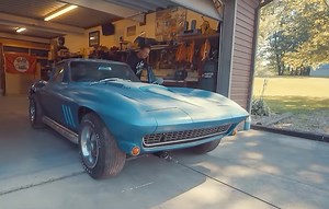 [VIDEO] Dennis Collins Buys a 1965 Corvette Owned By Same Family Since 1971 - Corvette: Sales, News & Lifestyle