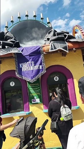 Knott's Berry Farm ticket prices season pass section ft. All Parks Six Flags benefit, CA (9/23/2025]