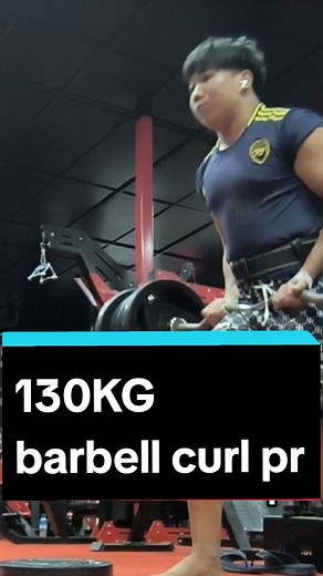 15-Year-Old Lifts 130KG in Barbell Curl Challenge