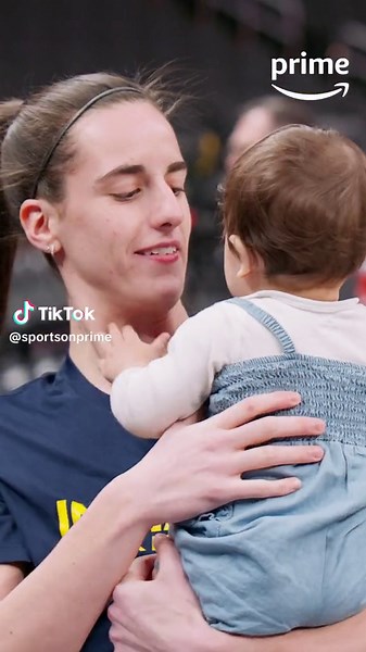 Caitlin Clark spending time with Katie Lou Samuelson's baby 🥹👶 #baby...