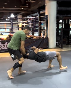 212K views · 92 reactions | Our fighters attempting the human trolley challenge. Now you try! 﫵 #MMA #XiongJingNan #GurpreetSingh #EvolveFightTeam #EvolveMMA | Evolve MMA | Facebook