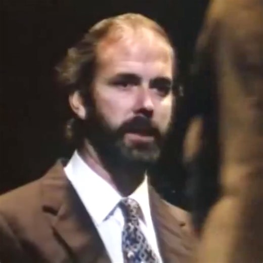 I have no idea how they can keep a straight face 🤣 | British Comedy Classics