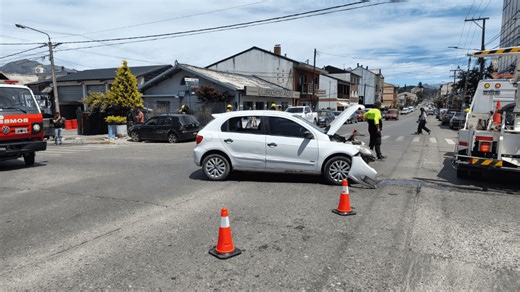 Choque en Gallardo y Sarmiento