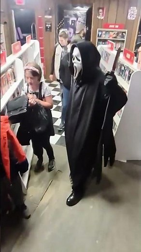 Ghostface scares a kid #halloween