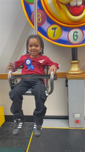 Chuck E Cheese is where a kid can be a kid 😍🎉 #chuckecheese #birthdaycelebration #roadto100subs