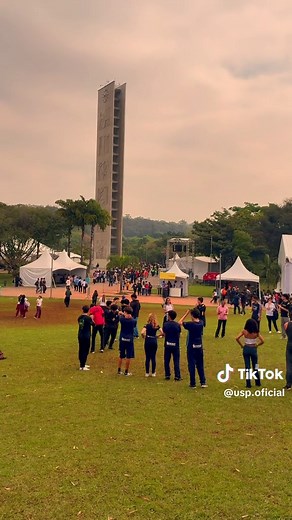 Como é lindo ver a Feira USP e as Profissões 2026 lotada de estudantes! 💛 #usp #vestibulando #vestibular #fuvest