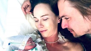Barbara Bush gives birth to her 1st child, a girl
