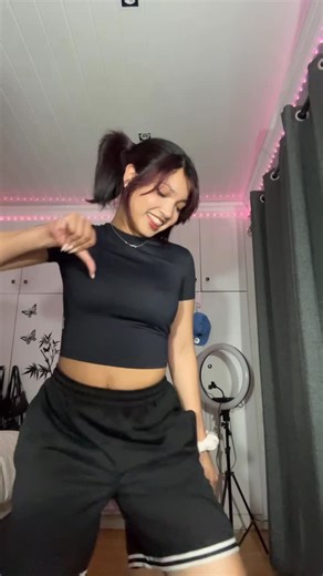 𝕭𝖎𝖇𝖎♡ on Instagram: "💕💕💕 #explorepage #reels #trend #viral #dance"