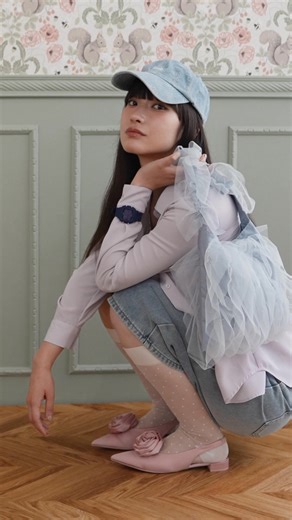 976 reactions · 3 comments | This gorgeous digital watch has an...