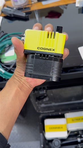 Pruebas con sistema de visión cognex para lotificado #robotica #automatizacion #tecnologia #proyectos #etiquetadoras #cnc #llenadoras #envasadoras #control #diseño #plc #programacion #maquinados #workhard #world @omar_bobadillag @_nicoo_cruz @hectorcruz1658 | AR Ingenieria