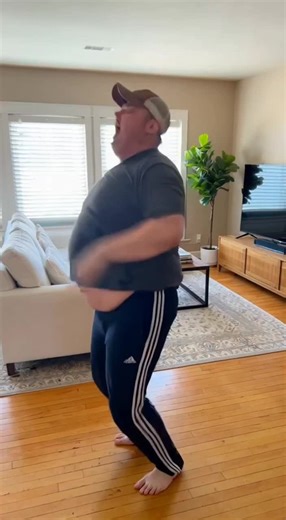 Idksterling's Hilarious Jumping Jacks Workout