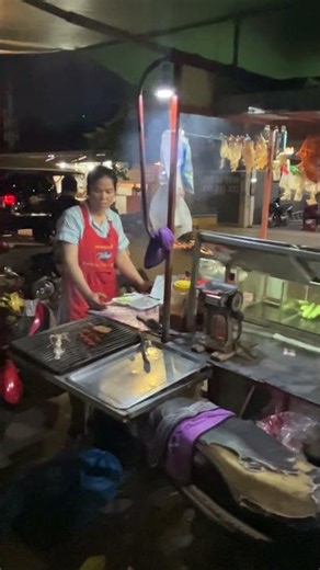 The Squid Lady of Siem Reap 🦑🇰🇭