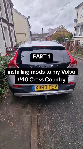 Installing Upgrades on My Volvo V40 Cross Country