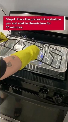 Oven Cleaning Hack: How to Clean Stove Grates with Vinegar