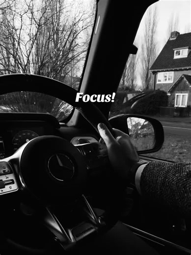 Exploring the Mercedes-Benz G63