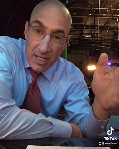 Here’s a quick video explaining why on the vernal equinox we actually have more than 12 hours of sunlight! Today (March 16) we have exactly 12 hours of daylight but Spring begins on 5:37am on the 20th this year. On that day we will have 12 hours and nine minutes of daylight! #science #rva #virginia #weather #equinox #spring | Andrew Freiden