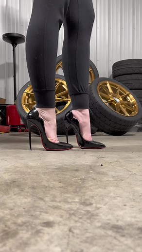 #porsche #cargirl #foryoupage #highheels #redsole #130mm #redbottoms #hotchick130mm