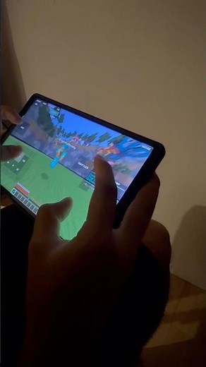 Handcam Sword pvp minecraft java PC vs Touchscreen player mojolauncher x pojavlauncher