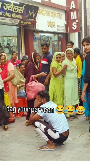 Hira Vlog__07 on Instagram: "tag your parveen 😂😂😂😂 #trending #viral #reelsinstagram #short #funny #hira_vlog__7"