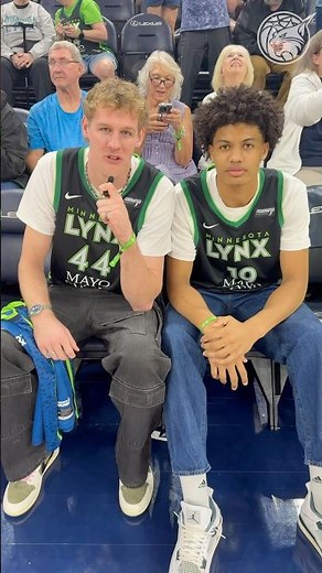 taking in their first event at the Target Center 🥹